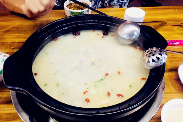 大姨妈来了吃什么好 可根据体质特征来选择