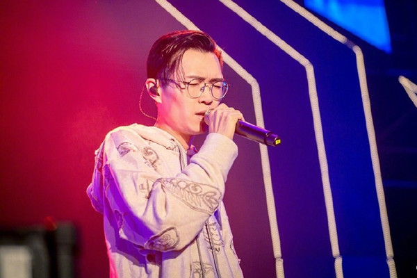 蒙面唱将3潇洒baby爱吃冰淇淋是谁 真实身份是方大同吗