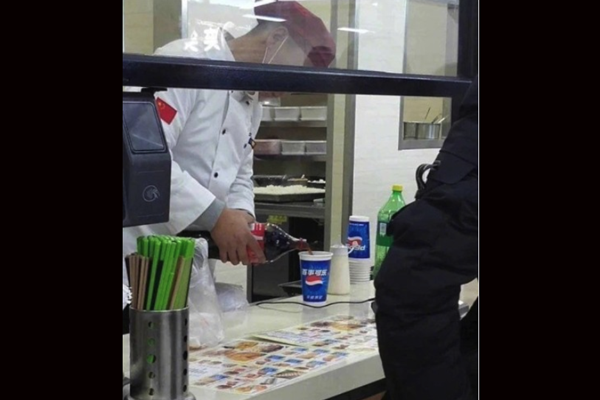 可口百事合体 死对头牵手合体这是什么情况