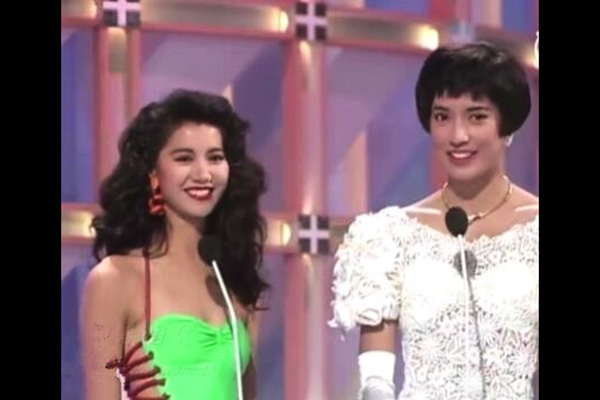 袁咏仪长发太美被称发型种草机 袁咏仪发型盘点