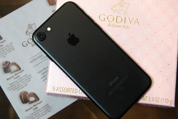 多款iPhone降价 没诚意的降价救不了苹果看来是凉了