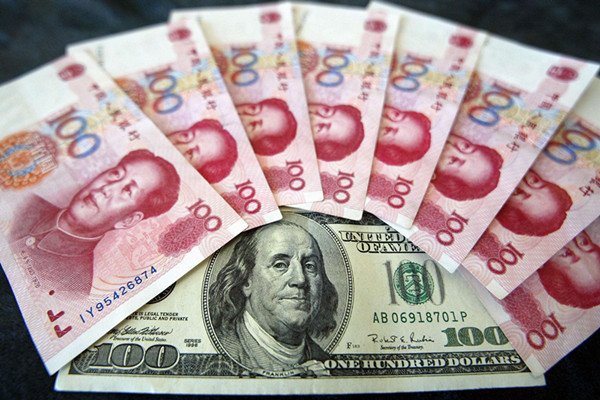 人民币持续大涨 涨的高不见得工薪生活水平会提升