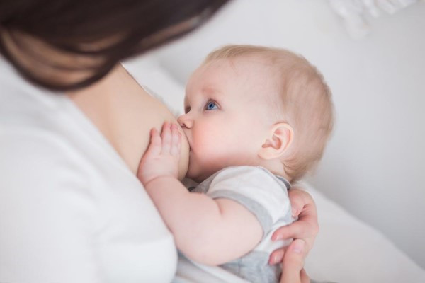 什么颜色的母乳最有营养 揭秘母乳的秘密