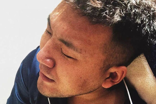 不要对我说再见一句再见什么歌 再见男版谁唱的