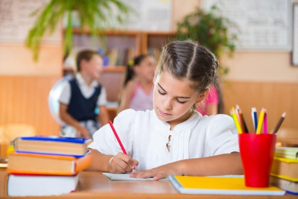 孩子多大开始练字最好 千万别错过孩子书法最佳时期