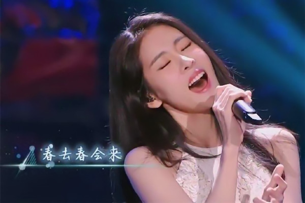 抖音为何不牵我的手是什么歌 张碧晨花心在哪听