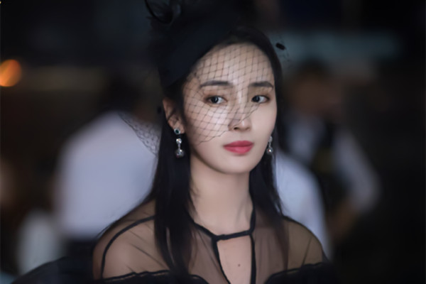 黄金瞳插曲叫什么 我的小小世界完整歌词介绍