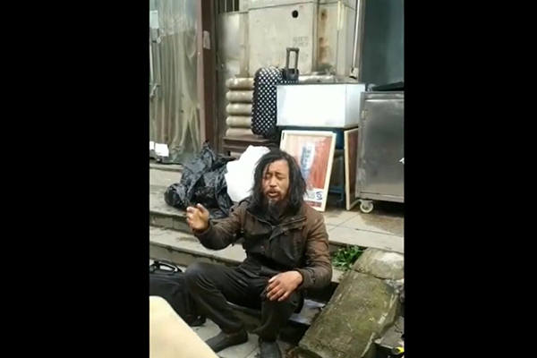 抖音流浪大师是谁 大师在流浪小丑在殿堂什么意思