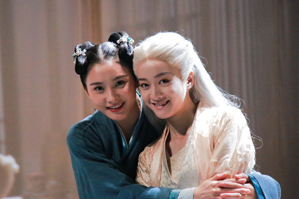 白发王妃泠月扮演者 王嵛个人资料身高年龄多少