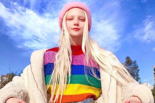 乌克兰二十岁少女发色盘点 行走的发色种草机