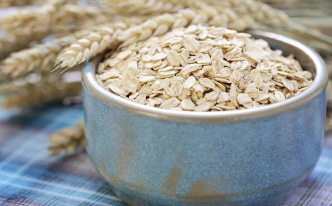 糖尿病能吃燕麦吗 糖尿病怎么吃燕麦 燕麦的功效有哪些