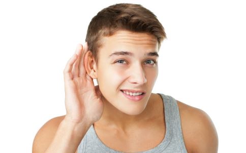 按摩耳朵的好处 怎么按摩耳朵 按摩耳朵的方法